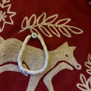 White Snowflake Clay Beaded Bracelet
